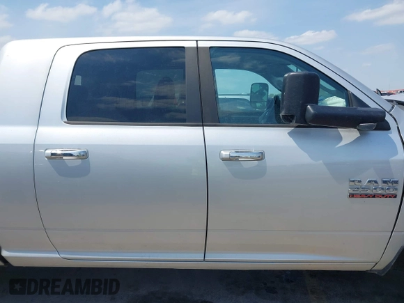 2015 Ram 2500 SLT with VIN 3C6UR5ML9FG611388, listed as a IAAI auction lot 42045503 with 164,547 mi miles and . Bid and sale history available at DreamBid. Image 14.