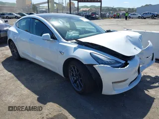 2020 Tesla Model 3 Long Range with VIN 5YJ3E1EB4LF619754, listed as a IAAI auction lot 41920422 with 82,430 mi miles and . Bid and sale history available at DreamBid. Image 1.