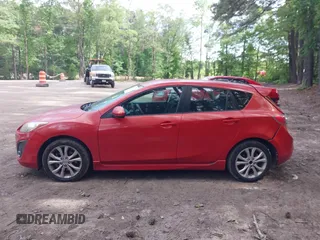2011 Mazda 3 S Sport z VIN JM1BL1K66B1371457, wystawiony jako IAAI lot #42274510 z przebiegiem 175 533 mil mil oraz . Historia ofert i sprzedaży dostępna na DreamBid. Obrazek 14.