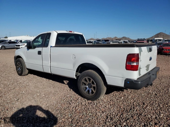 2008 Ford F-150 XL z VIN 1FTPF12V08KD35755, wystawiony jako Copart lot #75241954 z przebiegiem 173 307 mil mil oraz Szkoda całkowita • Salvage title. Historia ofert i sprzedaży dostępna na DreamBid. Obrazek 2.