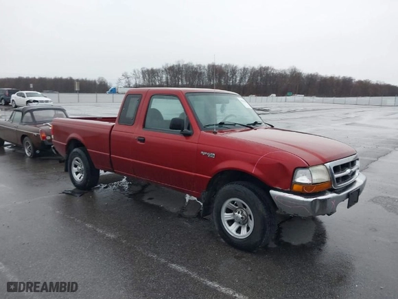 1999 Ford Ranger XL with VIN 1FTYR14C9XTA79213, listed as a IAAI auction lot 41876170 with 203,232 mi miles. Bid and sale history available at carsss.com. Image 1.