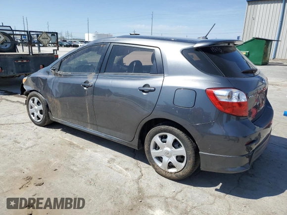 2010 Toyota Matrix S z VIN 2T1KE4EE7AC038080, wystawiony jako Copart lot #52586595 z przebiegiem 159 301 mil mil oraz Szkoda całkowita • Salvage title. Historia ofert i sprzedaży dostępna na DreamBid. Obrazek 2.