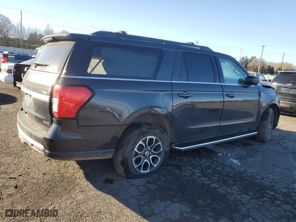 2023 Ford Expedition Max XLT with VIN 1FMJK1J87PEA51321, listed as a Copart auction lot 47308885 with NaN miles and Clean Title. Bid and sale history available at carsss.com. Image 3.