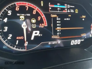 2015 Lamborghini Huracan z VIN ZHWUC1ZF8FLA03249, wystawiony jako IAAI lot #40731247 z przebiegiem 11 871 mil mil oraz . Historia ofert i sprzedaży dostępna na DreamBid. Obrazek 7.
