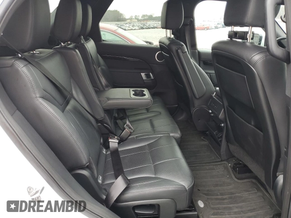 2018 Land Rover Discovery SE with VIN SALRG2RV2JA072867, listed as a Copart auction lot 39472444 with 114,470 mi miles. Bid and sale history available at carsss.com. Image 10.