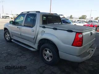 2003 Ford Explorer Sport Trac XLS с VIN 1FMZU67EX3UB37102, выставлен на аукционе IAAI как лот 42129030 с пробегом 145 919 миль миль и . История ставок и продаж доступна на DreamBid. Изображение 3.