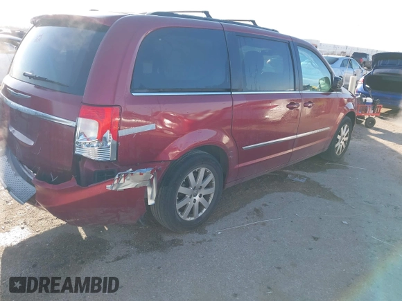 2014 Chrysler Town & Country Touring with VIN 2C4RC1BGXER126894, listed as a IAAI auction lot 41759567 with 150,994 mi miles. Bid and sale history available at carsss.com. Image 4.