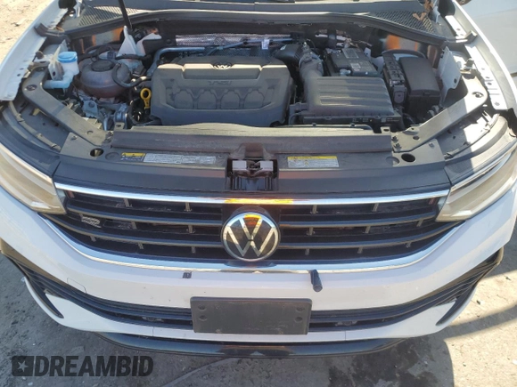 2022 Volkswagen Tiguan SE R-Line Black z VIN 3VV8B7AX5NM094495, wystawiony jako Copart lot #48711895 z przebiegiem 42 336 mil mil oraz Szkoda całkowita • Salvage title. Historia ofert i sprzedaży dostępna na DreamBid. Obrazek 12.