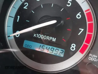 2005 Toyota Sienna CE z VIN 5TDZA23C25S242153, wystawiony jako IAAI lot #42096002 z przebiegiem 154 992 mil mil oraz . Historia ofert i sprzedaży dostępna na DreamBid. Obrazek 7.
