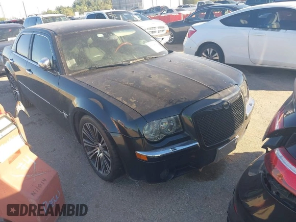 2006 Chrysler 300 C with VIN 2C3LA63H56H246663, listed as a IAAI auction lot 40894432 with 145,629 mi miles. Bid and sale history available at carsss.com. Image 1.
