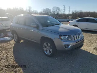 2015 Jeep Compass High Altitude Edition with VIN 1C4NJCEAXFD240910, listed as a Copart auction lot 48490515 with 153,248 mi miles and Clean Title. Bid and sale history available at carsss.com. Image 4.