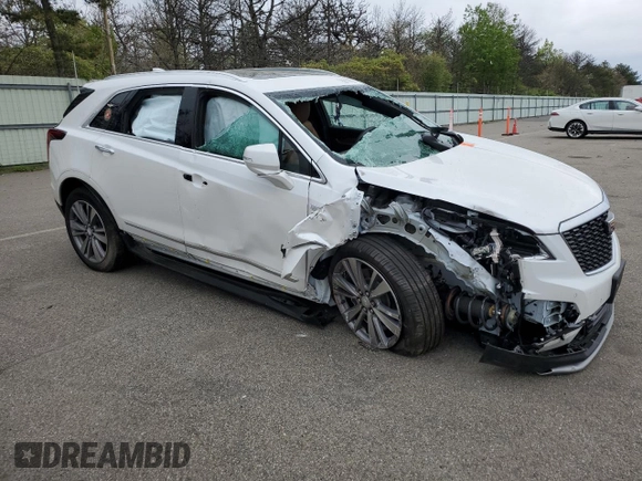 2024 Cadillac XT5 AWD Premium Luxury z VIN 1GYKNDRS9RZ736718, wystawiony jako Copart lot #56117375 z przebiegiem 9 147 mil mil oraz Szkoda całkowita • Salvage title. Historia ofert i sprzedaży dostępna na DreamBid. Obrazek 4.