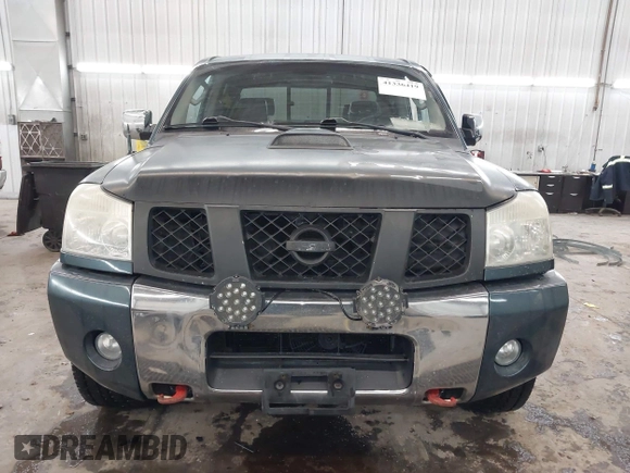 2004 Nissan Titan LE with VIN 1N6AA07B14N511618, listed as a IAAI auction lot 41336419 with 195,863 mi miles and . Bid and sale history available at carsss.com. Image 12.