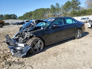 2018 Mercedes-Benz E with VIN WDDZF4KB8JA308367, listed as a Copart auction lot 52231795 with 71,352 mi miles and Salvage Title. Bid and sale history available at carsss.com. Image 1.