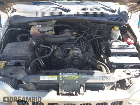 2005 Jeep Liberty Sport with VIN 1J4GL48K35W568972, listed as a IAAI auction lot 41980884 with 198,430 mi miles and . Bid and sale history available at DreamBid. Image 10.