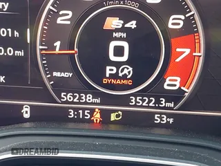 2019 Audi S4 Premium Plus z VIN WAUB4AF49KA003745, wystawiony jako IAAI lot #42010170 z przebiegiem 56 238 mil mil oraz . Historia ofert i sprzedaży dostępna na DreamBid. Obrazek 15.