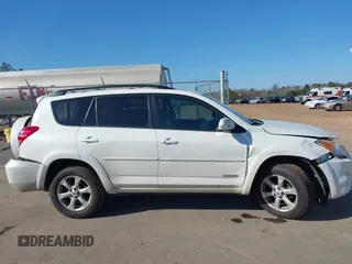 2011 Toyota RAV4 Ltd with VIN 2T3YF4DV1BW057806, listed as a IAAI auction lot 41237304 with 158,305 mi miles. Bid and sale history available at carsss.com. Image 13.