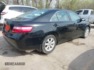 2009 Toyota Camry with VIN 4T4BE46K39R124958, listed as a IAAI auction lot 41974278 with 172,214 mi miles. Bid and sale history available at carsss.com. Image 4.