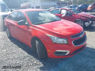 2015 Chevrolet Cruze LS with VIN 1G1PA5SHXF7195822, listed as a IAAI auction lot 41567754 with 180,000 mi miles. Bid and sale history available at carsss.com. Image 1.
