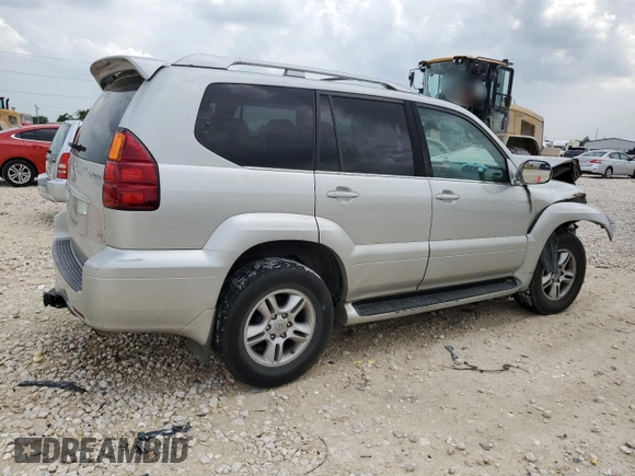 2004 Lexus GX 470 with VIN JTJBT20X840061432, listed as a Copart auction lot 54204055 with 200,484 mi miles and Salvage Title. Bid and sale history available at carsss.com. Image 3.