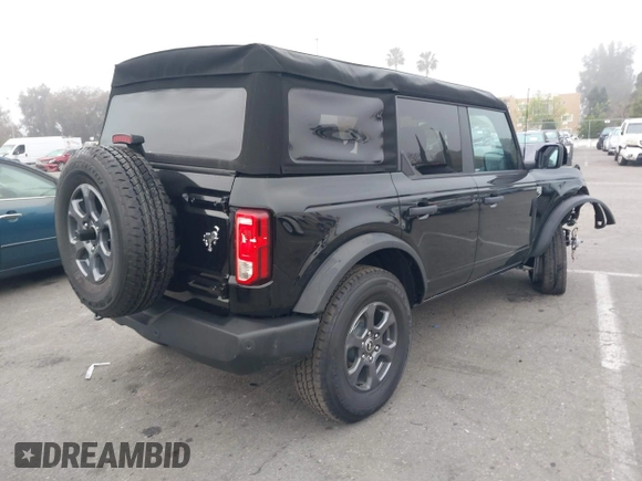 2024 Ford Bronco Big Bend with VIN 1FMDE7BH2RLB44476, listed as a IAAI auction lot 41590106 with 673 mi miles and . Bid and sale history available at carsss.com. Image 4.