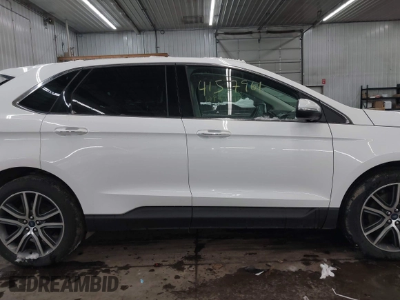 2020 Ford Edge Titanium with VIN 2FMPK4K96LBB31461, listed as a IAAI auction lot 41517961 with 140,018 mi miles. Bid and sale history available at carsss.com. Image 13.