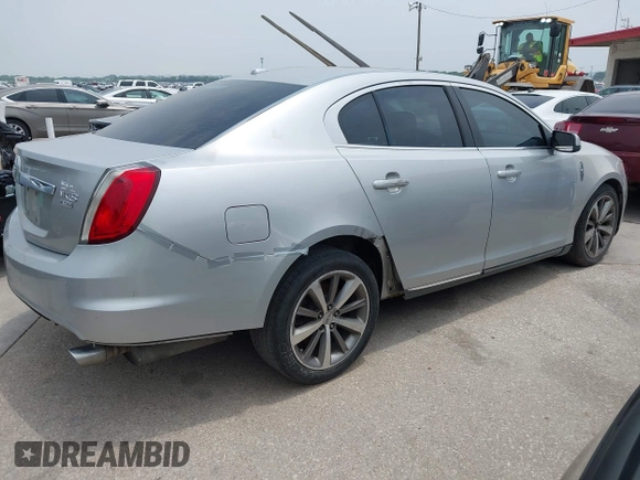 2009 Lincoln MKS с VIN 1LNHM94R99G611617, выставлен на аукционе IAAI как лот 42288299 с пробегом 115 320 миль миль и . История ставок и продаж доступна на DreamBid. Изображение 4.