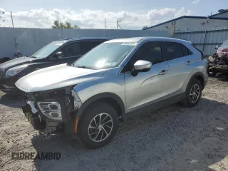 2023 Mitsubishi Eclipse Cross ES z VIN JA4ATUAA6PZ046538, wystawiony jako Copart lot #68983234 z przebiegiem 28 798 mil mil oraz Szkoda całkowita • Salvage title. Historia ofert i sprzedaży dostępna na DreamBid. Obrazek 1.