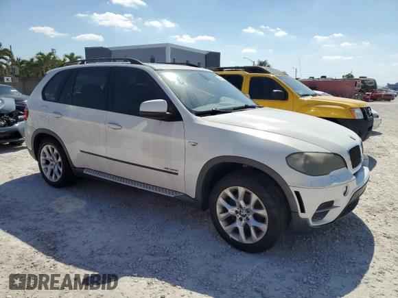2011 BMW X5 35i with VIN 5UXZV4C54BL412770, listed as a Copart auction lot 53043825 with 148,612 mi miles and Clean Title. Bid and sale history available at carsss.com. Image 4.