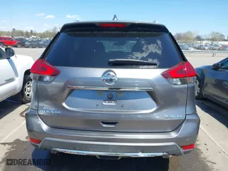 2020 Nissan Rogue SV with VIN KNMAT2MV3LP501795, listed as a IAAI auction lot 41898318 with 100,388 mi miles. Bid and sale history available at carsss.com. Image 16.