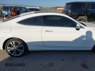 2017 Mercedes-Benz C 300 with VIN WDDWJ4JB6HF436591, listed as a IAAI auction lot 40655655 with 132,790 mi miles and . Bid and sale history available at carsss.com. Image 13.