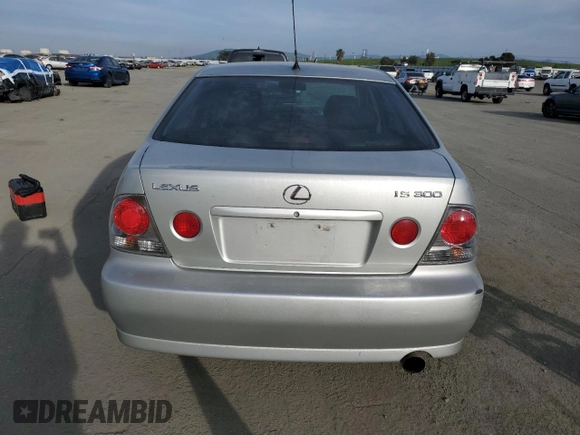 2001 Lexus IS 300/350 with VIN JTHBD182X10021835, listed as a Copart auction lot 47110685 with 236,013 mi miles and Salvage Title. Bid and sale history available at DreamBid. Image 6.