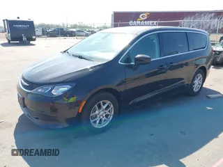 2017 Chrysler Pacifica Touring with VIN 2C4RC1DG7HR695171, listed as a IAAI auction lot 42230782 with 114,273 mi miles and . Bid and sale history available at DreamBid. Image 17.