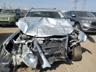 2005 Pontiac Vibe with VIN 5Y2SL63805Z465501, listed as a Copart auction lot 71963974 with 0 mi miles and Salvage Title. Bid and sale history available at carsss.com. Image 5.