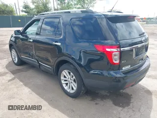 2014 Ford Explorer XLT with VIN 1FM5K7D8XEGB39085, listed as a IAAI auction lot 42326550 with 168,261 mi miles and . Bid and sale history available at DreamBid. Image 3.