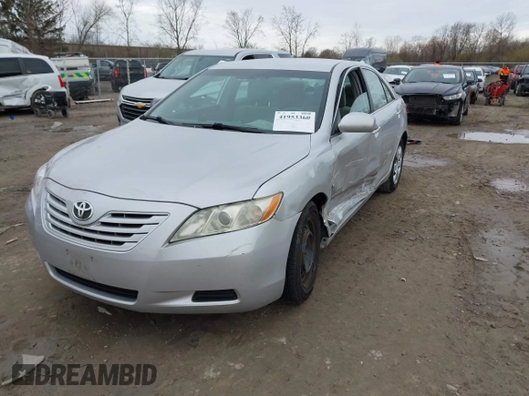 2009 Toyota Camry z VIN 4T1BE46K29U389669, wystawiony jako IAAI lot #41953360 z przebiegiem 176 136 mil mil oraz . Historia ofert i sprzedaży dostępna na DreamBid. Obrazek 2.