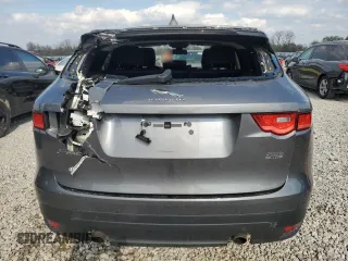 2018 Jaguar F-Pace 25t Premium z VIN SADCJ2FXXJA259041, wystawiony jako Copart lot #52175695 z przebiegiem Nie podano mil oraz Szkoda całkowita • Salvage title. Historia ofert i sprzedaży dostępna na DreamBid. Obrazek 6.
