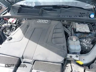 2024 Audi Q7 Premium Plus with VIN WA1LCBF76RD005112, listed as a IAAI auction lot 42692142 with 41,455 mi miles and . Bid and sale history available at DreamBid. Image 10.