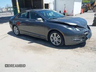 2016 Lincoln MKZ with VIN 3LN6L2J98GR611569, listed as a IAAI auction lot 42151123 with 84,184 mi miles and . Bid and sale history available at DreamBid. Image 1.