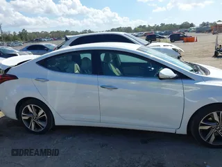 2015 Hyundai Elantra SE z VIN 5NPDH4AE7FH570097, wystawiony jako IAAI lot #41577252 z przebiegiem 135 219 mil mil oraz . Historia ofert i sprzedaży dostępna na DreamBid. Obrazek 13.