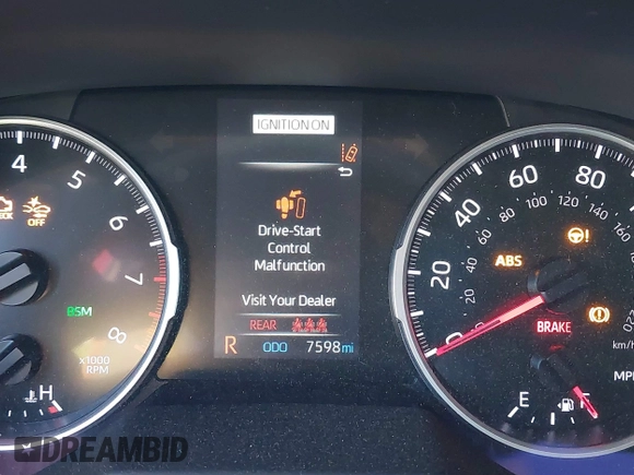 2022 Toyota RAV4 XLE Premium with VIN 2T3C1RFVXNW186053, listed as a IAAI auction lot 40141648 with 7,598 mi miles. Bid and sale history available at carsss.com. Image 7.