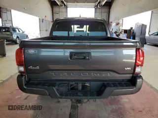 2023 Toyota Tacoma SR z VIN 3TYCZ5AN9PT173473, wystawiony jako Copart lot #54219015 z przebiegiem 22 740 mil mil oraz Szkody całkowita. Historia ofert i sprzedaży dostępna na DreamBid. Obrazek 6.