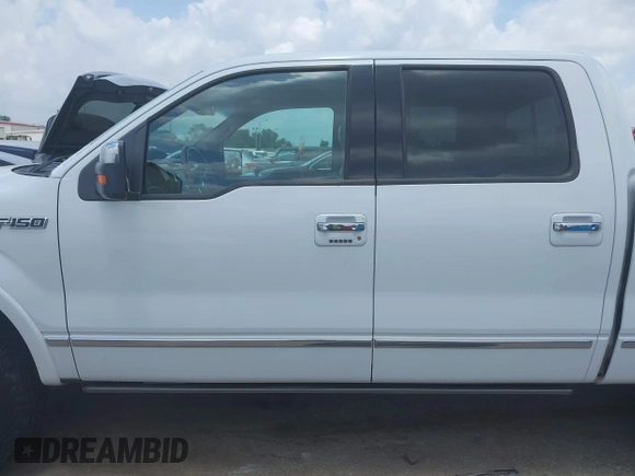 2009 Ford F-150 XL z VIN 1FTPW14V69FA31112, wystawiony jako IAAI lot #42140682 z przebiegiem 263 736 mil mil oraz . Historia ofert i sprzedaży dostępna na DreamBid. Obrazek 14.