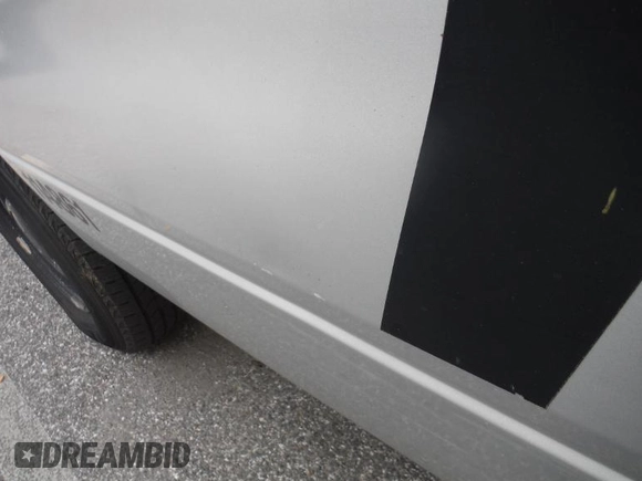 2014 Ford F-150 XL с VIN 1FTMF1CM7EKD55571, выставлен на аукционе IAAI как лот 42524157 с пробегом 154 244 миль миль и . История ставок и продаж доступна на DreamBid. Изображение 18.
