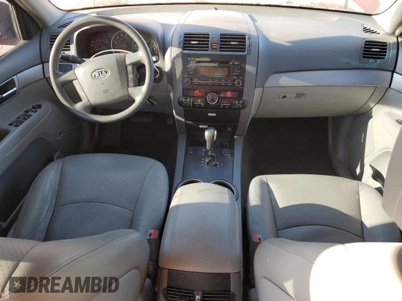 2009 Kia Borrego EX with VIN KNDJH741995027674, listed as a Copart auction lot 42526135 with 118,135 mi miles and Salvage Title. Bid and sale history available at DreamBid. Image 8.