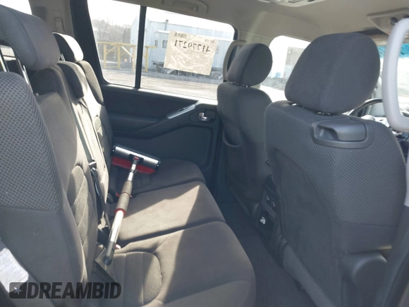 2008 Nissan Pathfinder S z VIN 5N1AR18B38C663168, wystawiony jako IAAI lot #41779271 z przebiegiem 137 464 mil mil oraz . Historia ofert i sprzedaży dostępna na DreamBid. Obrazek 8.