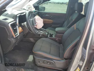 2024 GMC Canyon 4WD AT4 with VIN 1GTP6DEK2R1128570, listed as a Copart auction lot 69968624 with 4,296 mi miles and Clean Title. Bid and sale history available at carsss.com. Image 7.
