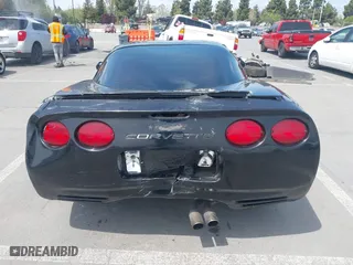 2002 Chevrolet Corvette with VIN 1G1YY22G525105391, listed as a IAAI auction lot 42041878 with 175,128 mi miles. Bid and sale history available at carsss.com. Image 17.