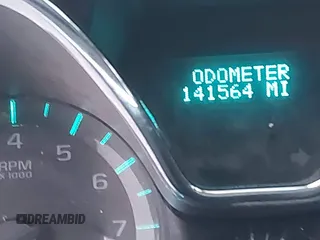 2014 Chevrolet Traverse LTZ z VIN 1GNKRJKDXEJ263349, wystawiony jako IAAI lot #41180521 z przebiegiem 141 564 mil mil oraz . Historia ofert i sprzedaży dostępna na DreamBid. Obrazek 14.