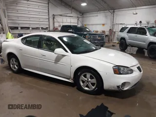 2006 Pontiac Grand Prix with VIN 2G2WP552361250248, listed as a IAAI auction lot 41606253 with 113,785 mi miles. Bid and sale history available at carsss.com. Image 1.